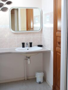 aperçu salle de douche appartement
